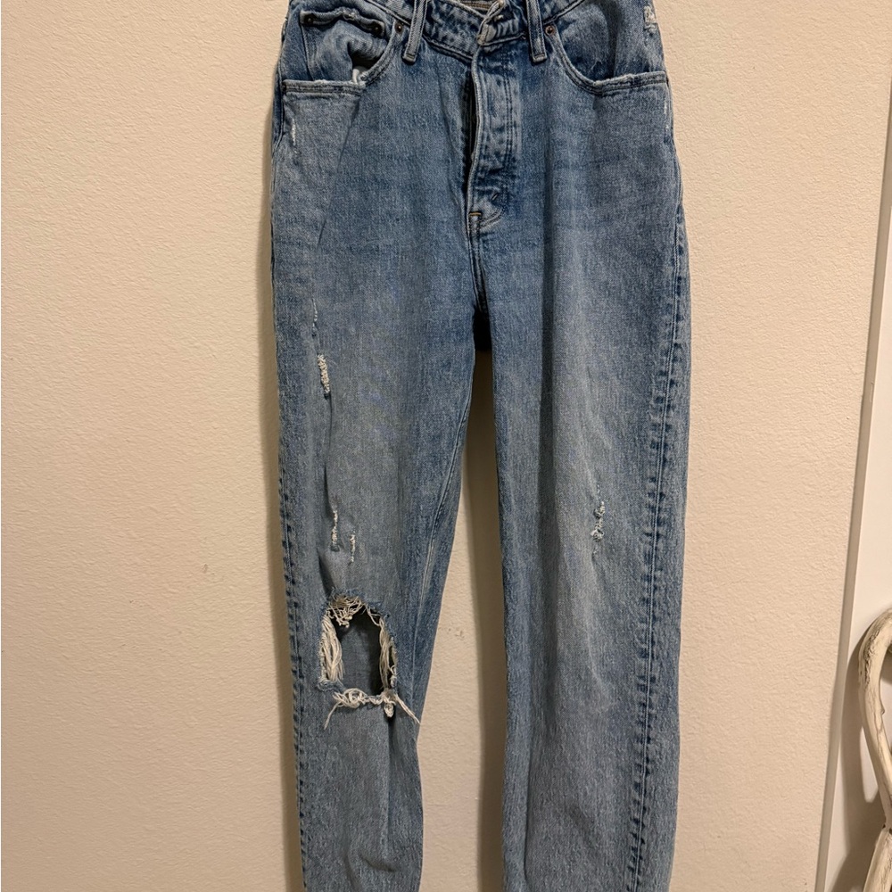 Abercrombie & Fitch Light Blue Distressed Straight-Leg Jeans size 25 short